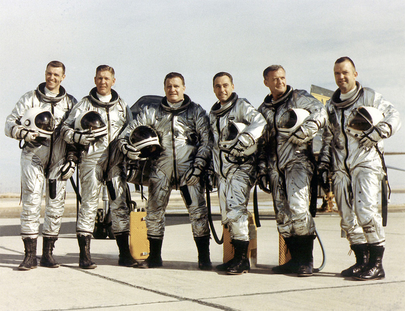 Illustration for article titled Godspeed, Bill Dana, legendary test pilot and aerospace pioneer